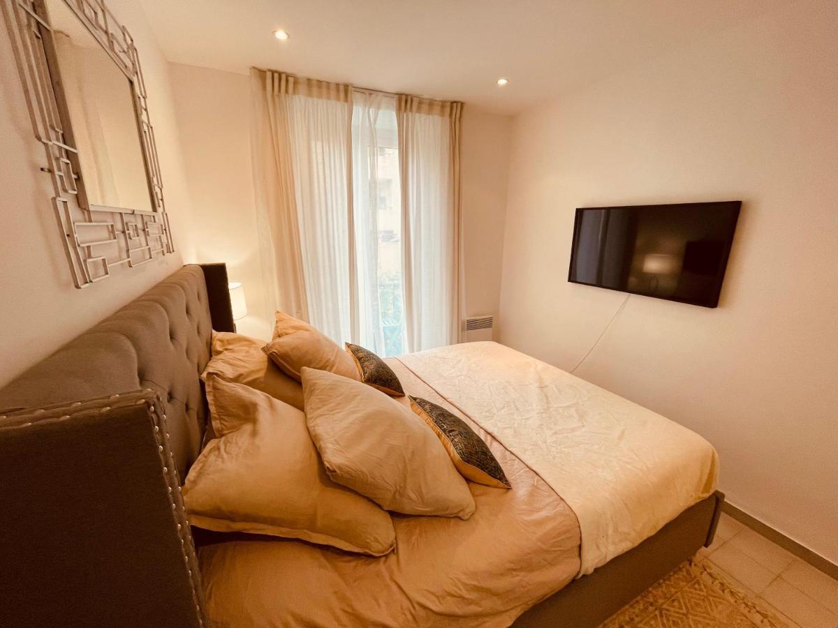 Nice Renting - Paganini - Spacious Apartment - 2 Bedrooms - King Bed - Bathtub - Heart Of Nice Bagian luar foto
