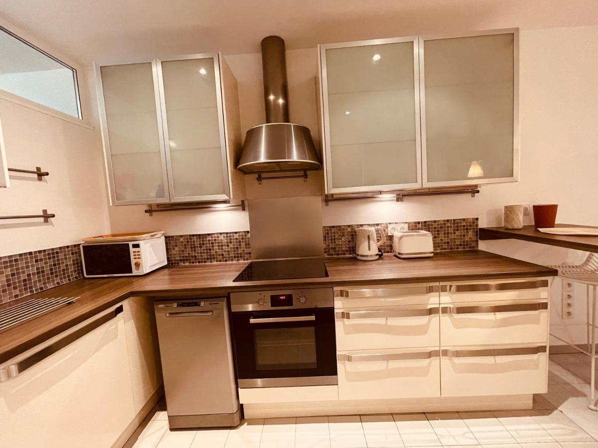 Nice Renting - Paganini - Spacious Apartment - 2 Bedrooms - King Bed - Bathtub - Heart Of Nice Bagian luar foto