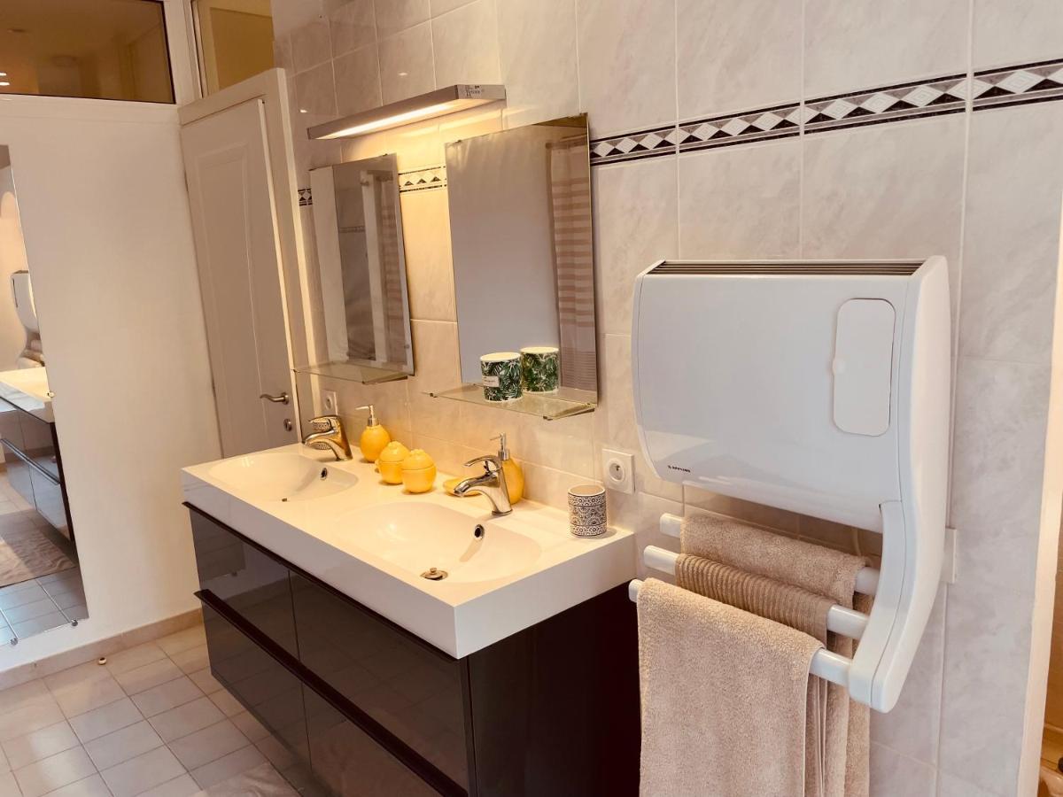 Nice Renting - Paganini - Spacious Apartment - 2 Bedrooms - King Bed - Bathtub - Heart Of Nice Bagian luar foto